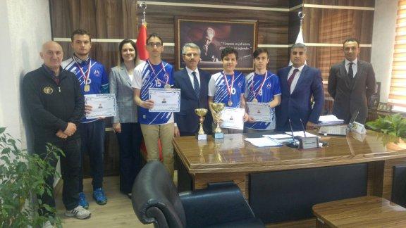 Diriliş Anadolu İmam Hatip Lisesi Öğrencilerinden Sportif Başarılar