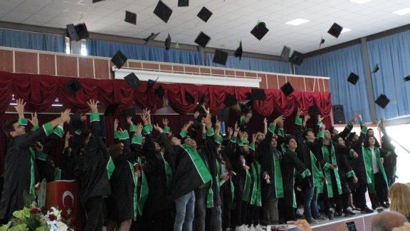 Aksa Mesleki ve Teknik Anadolu Lisesi  Mezuniyet Töreni Yaptı